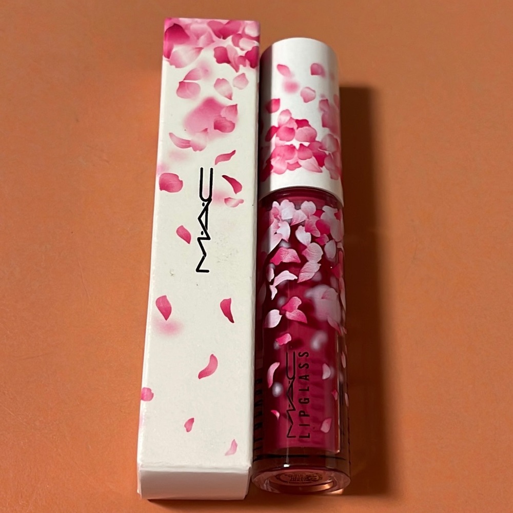 NIB MAC Boom Boom Bloom in Cherry Mochi Lipglass